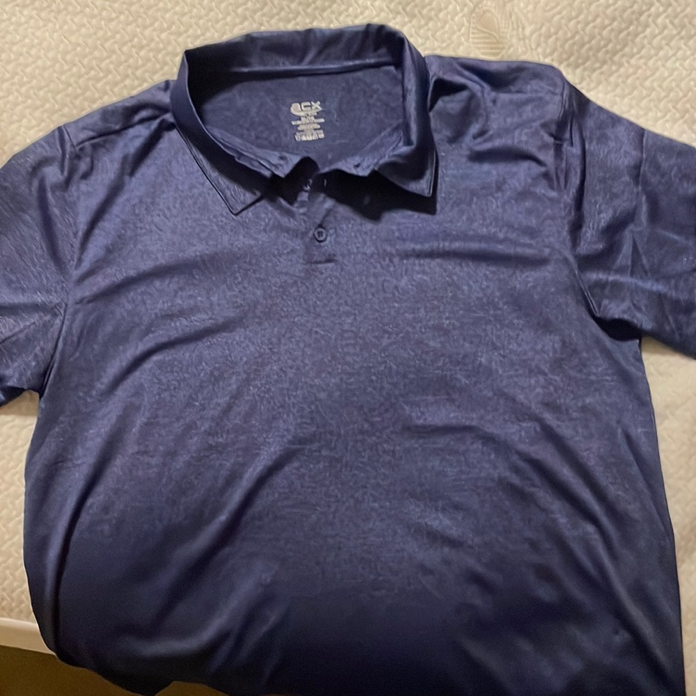 Men’s golf shirt